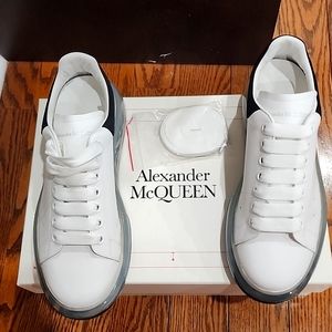 Alexander McQueen,  White